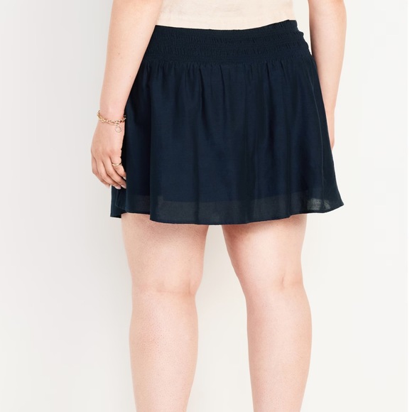 NWT OLD NAVY Smocked-Waist Mini Skirt Color: In The Navy - Picture 9 of 11